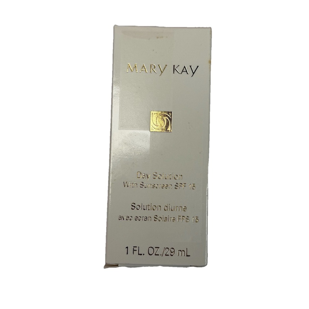 Mary Kay Day Solution With Sunscreen SPF 15 1 Oz. New Skincare Women